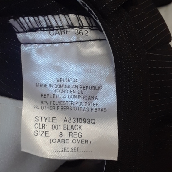 Arrow Black pin Stripe Suite 8 regular - Picture 4 of 8